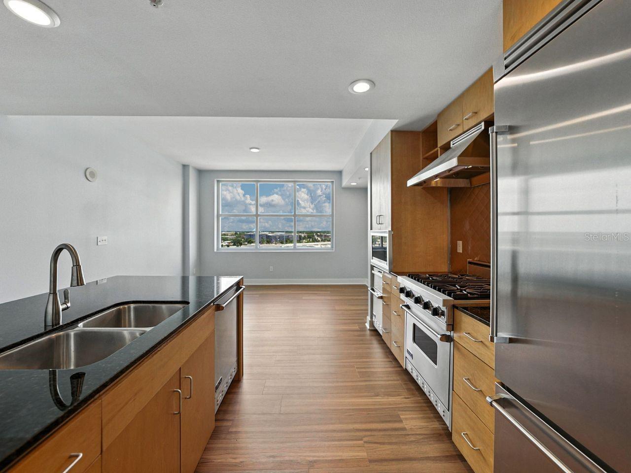Image 20 of 58 For 1208 Kennedy Boulevard 1125