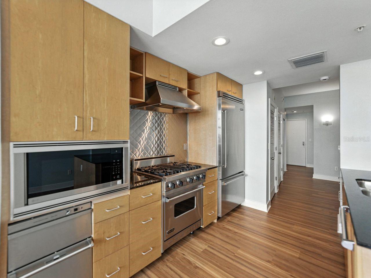 Image 23 of 58 For 1208 Kennedy Boulevard 1125