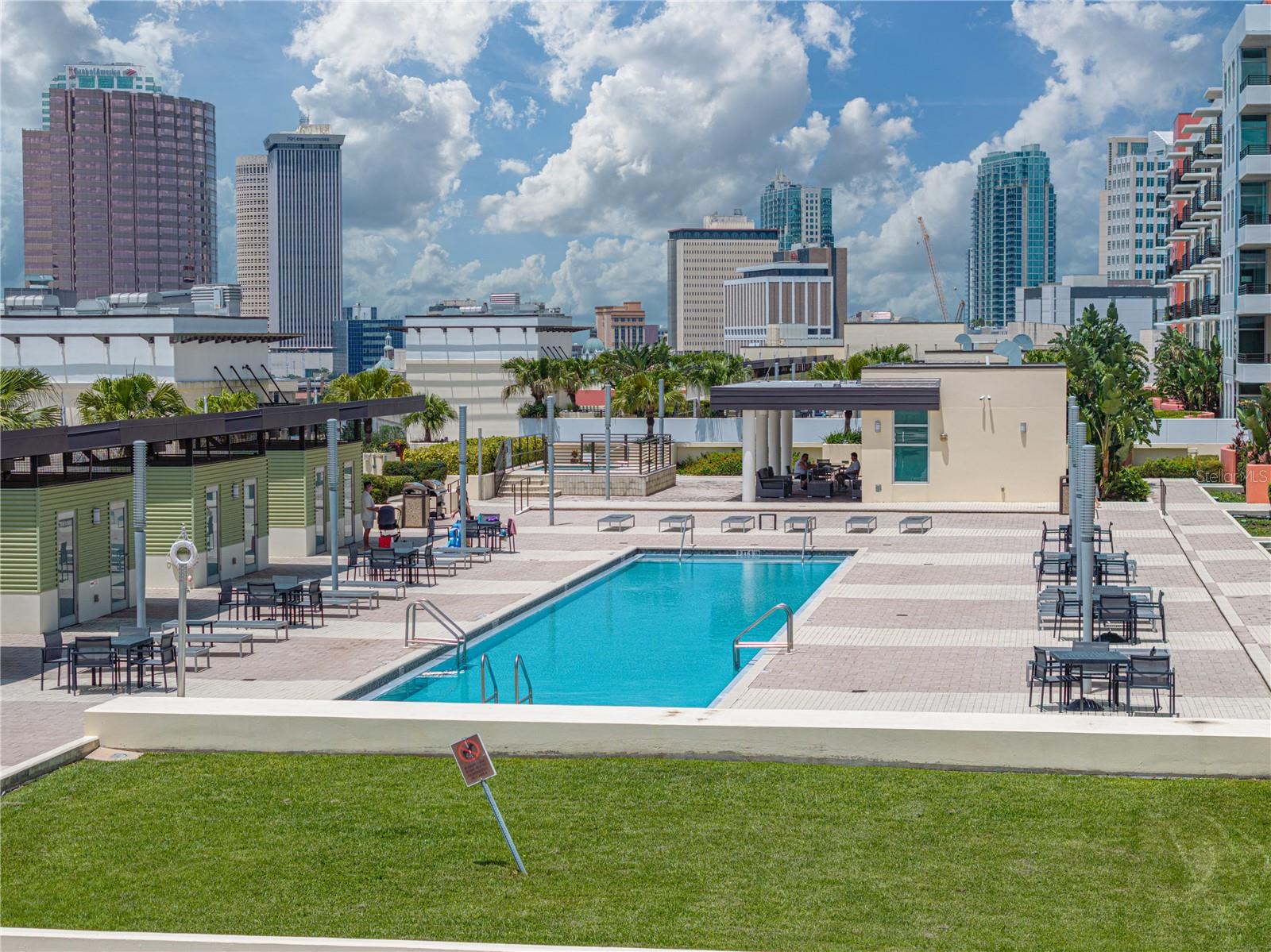 Image 35 of 58 For 1208 Kennedy Boulevard 1125