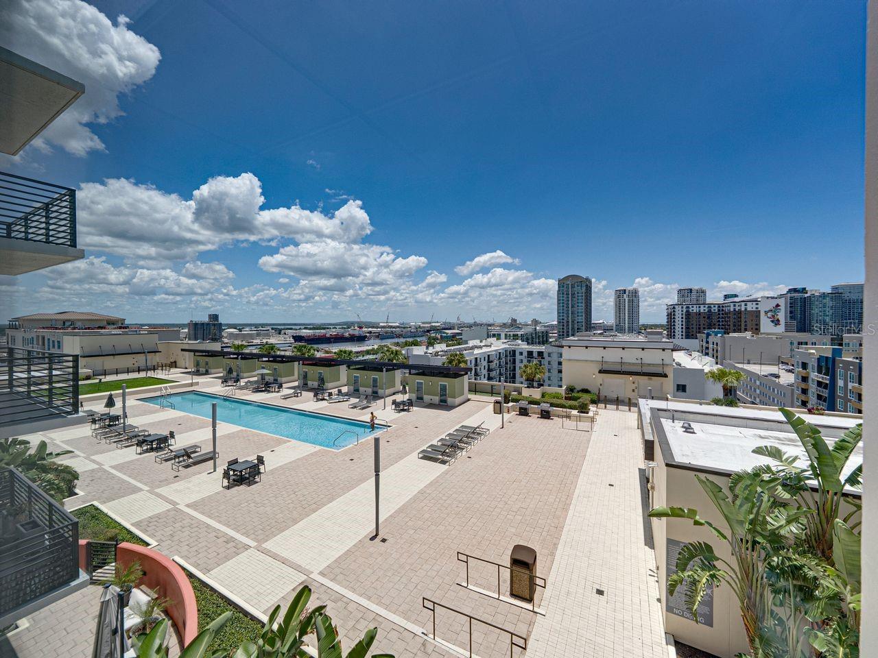 Image 40 of 58 For 1208 Kennedy Boulevard 1125