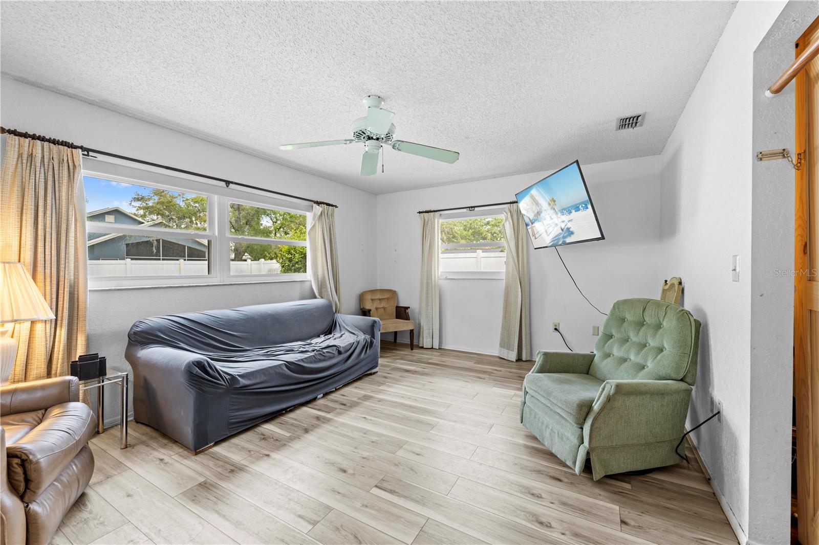 Image 15 of 52 For 9069 Gaynor Street