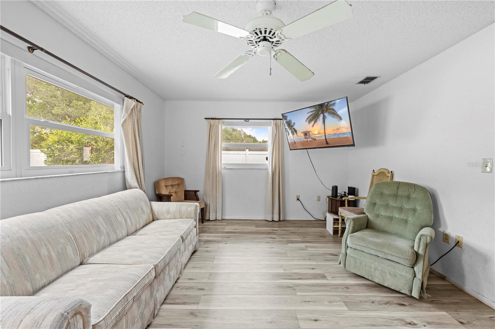Image 21 of 52 For 9069 Gaynor Street