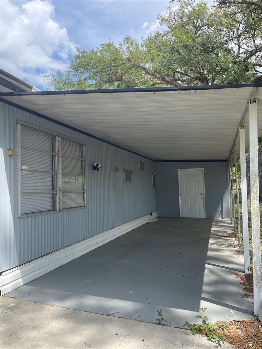 Image 3 of 12 For 4640 Charter Street