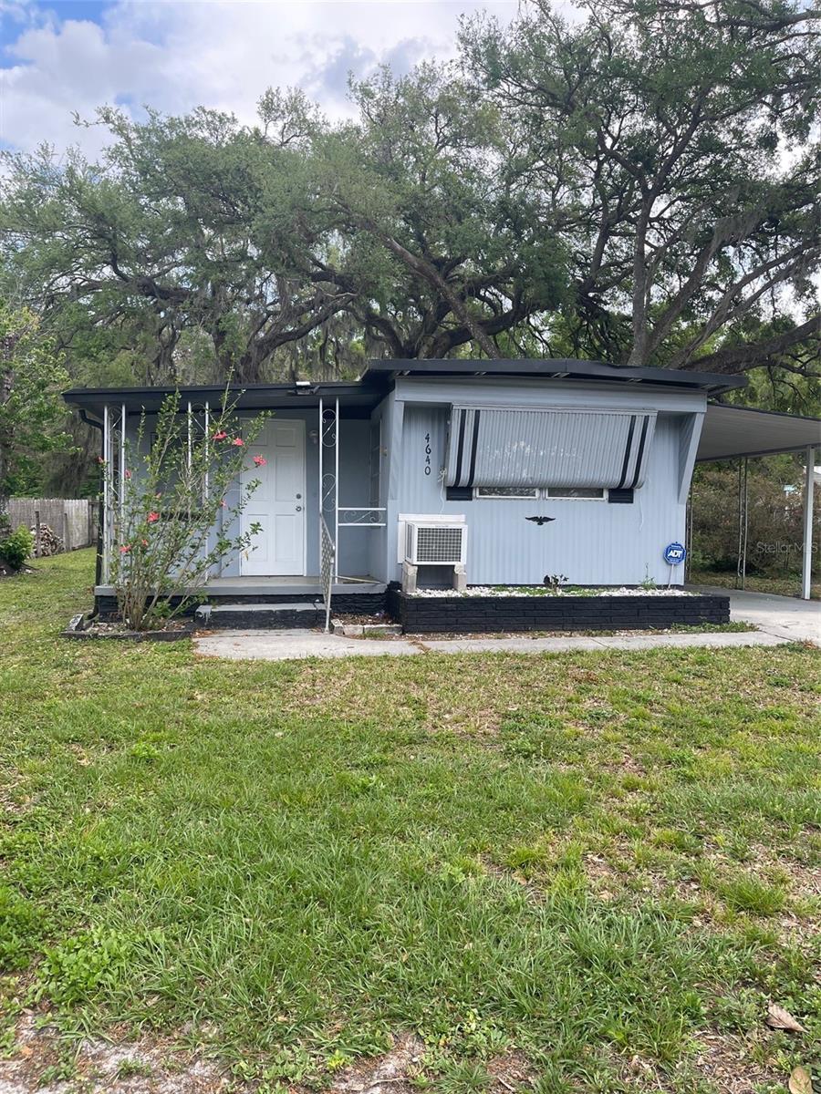 Image 4 of 12 For 4640 Charter Street