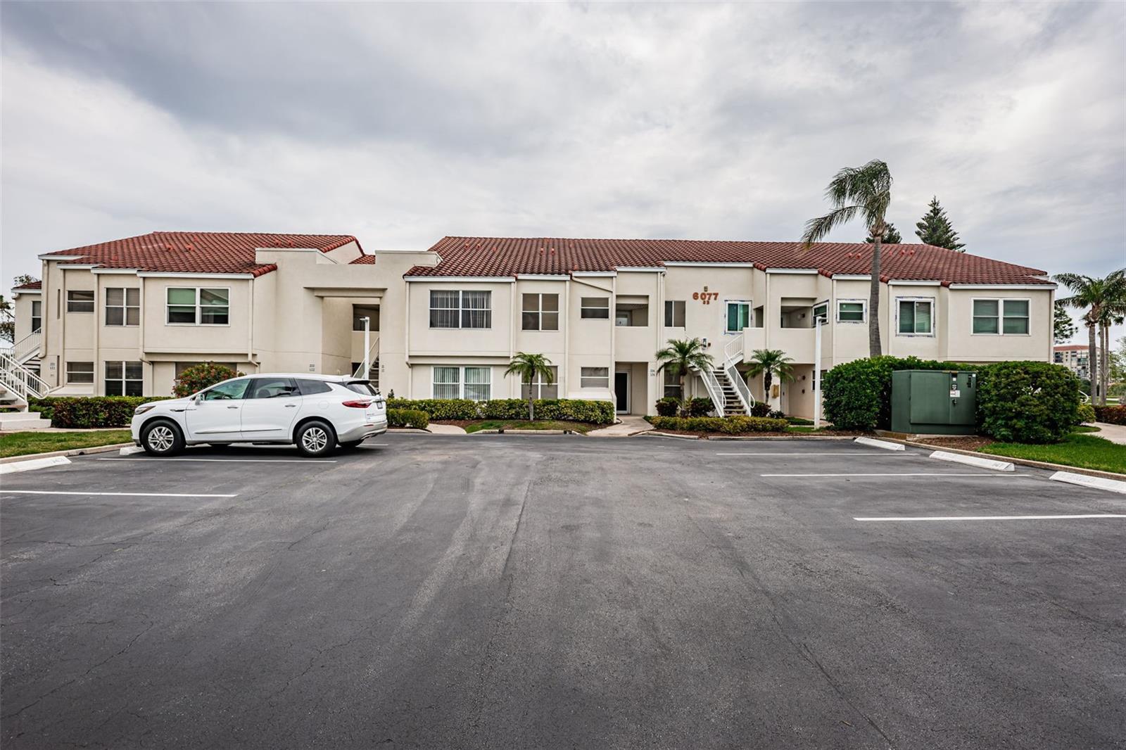 Image 3 of 28 For 6077 Bahia Del Mar Boulevard 123