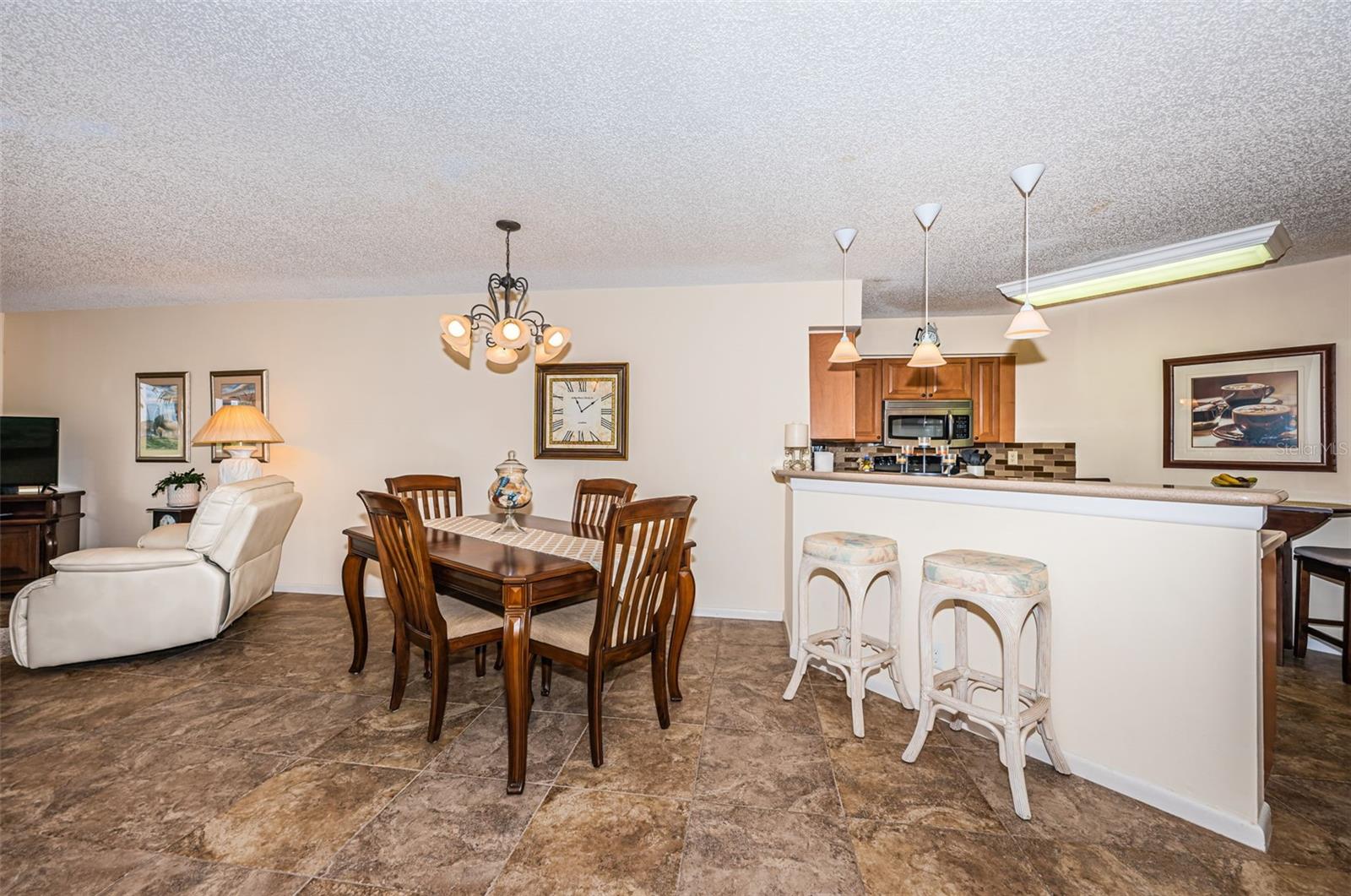 Image 7 of 28 For 6077 Bahia Del Mar Boulevard 123