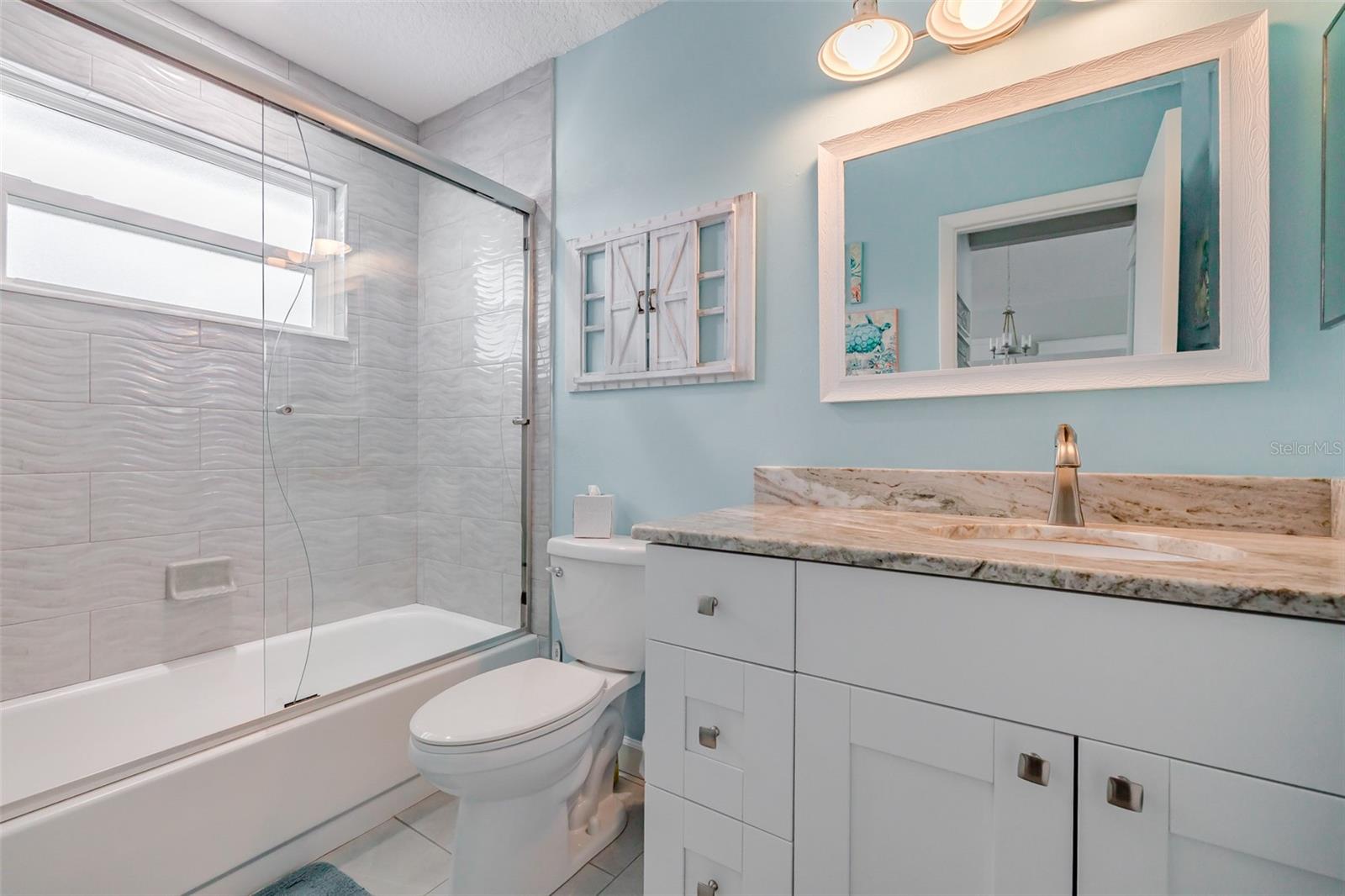 Listing photo id 10 for 4021 Casa Court
