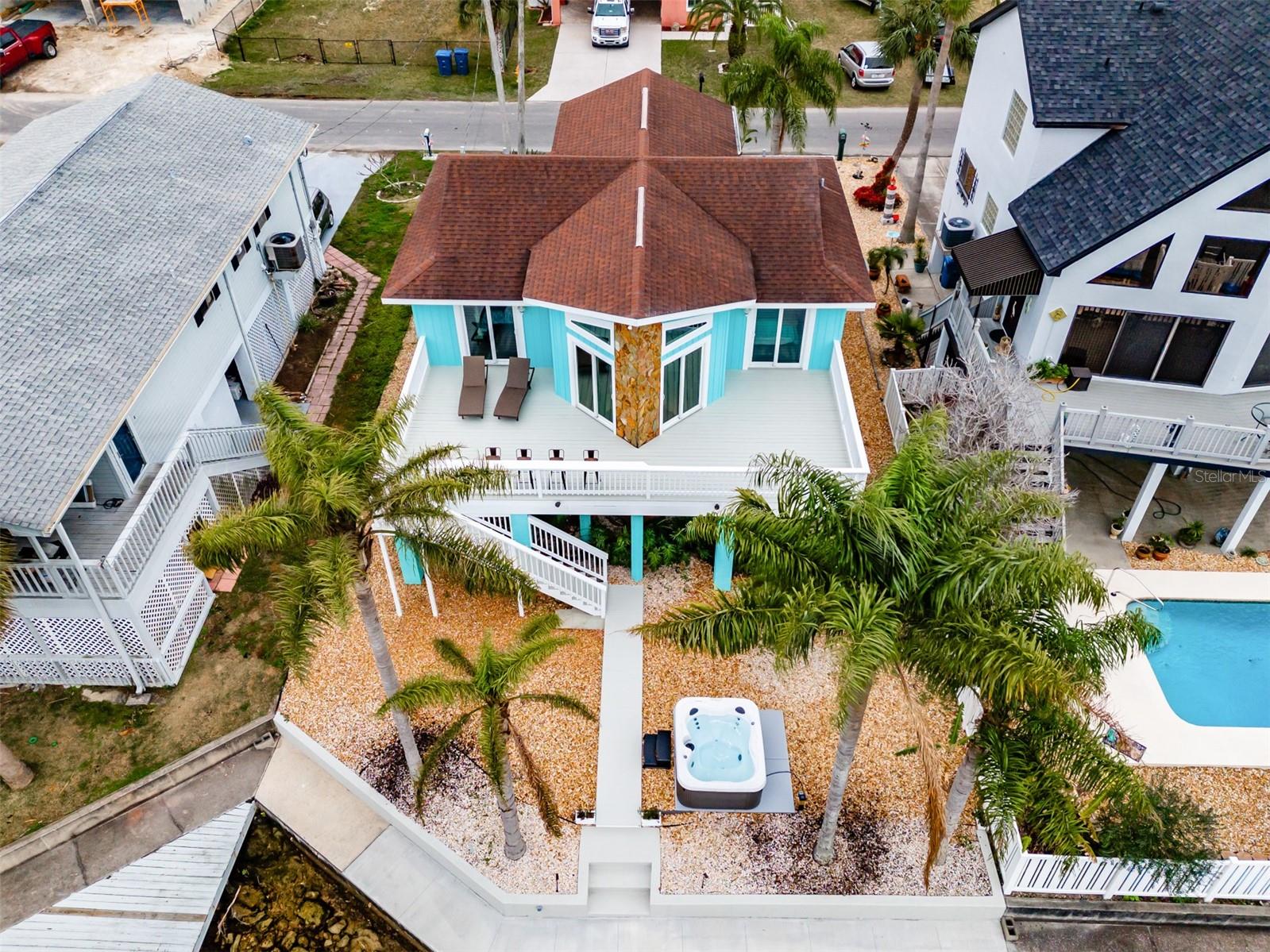 Listing photo id 25 for 4021 Casa Court