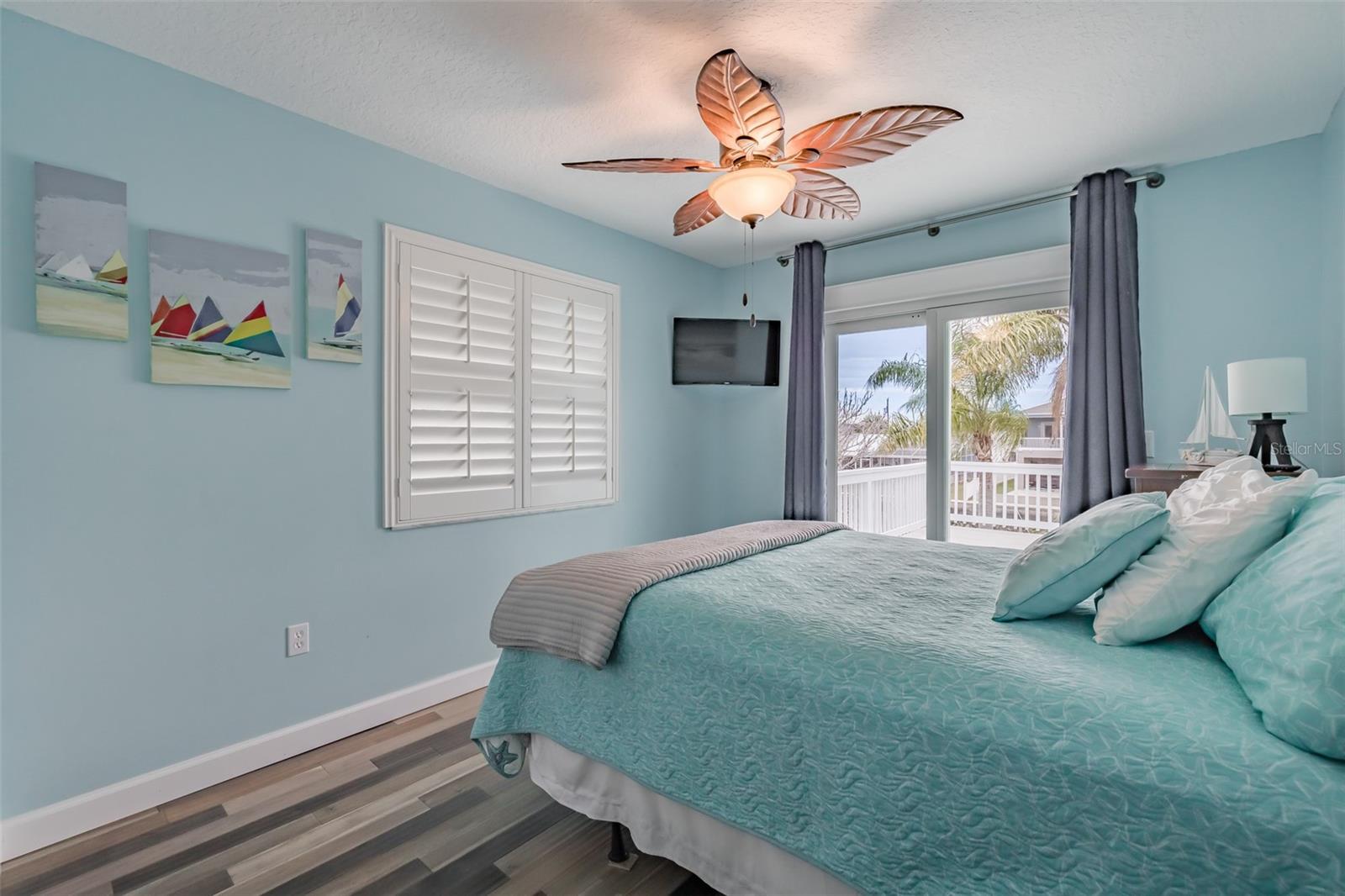 Listing photo id 32 for 4021 Casa Court