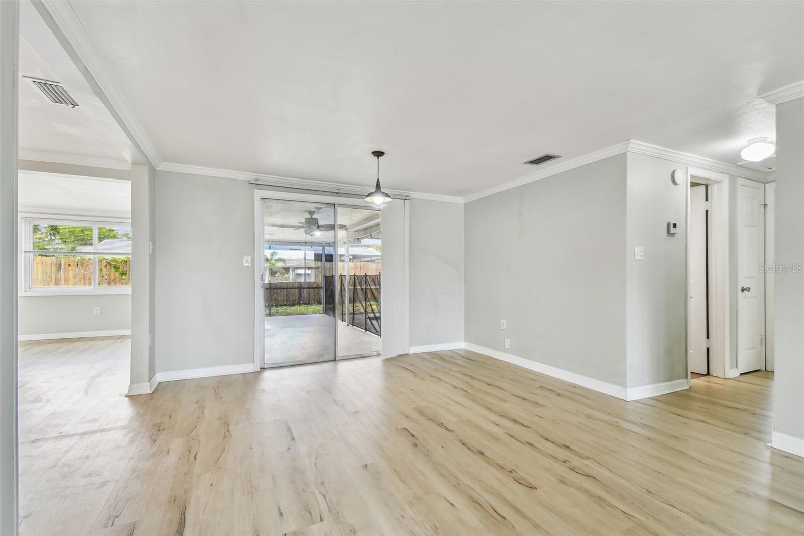 Image 13 of 68 For 5810 8th Avenue