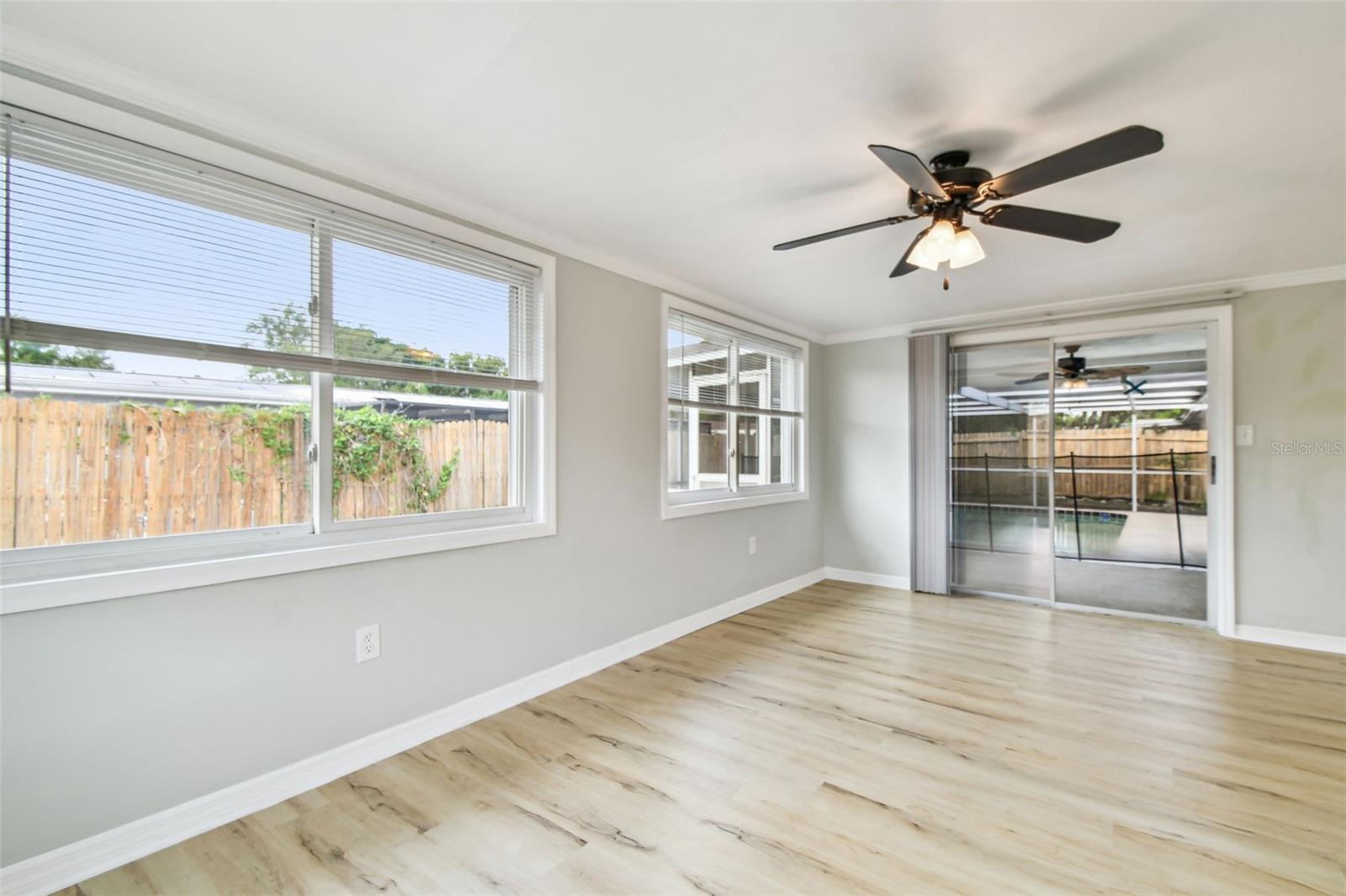 Image 25 of 68 For 5810 8th Avenue