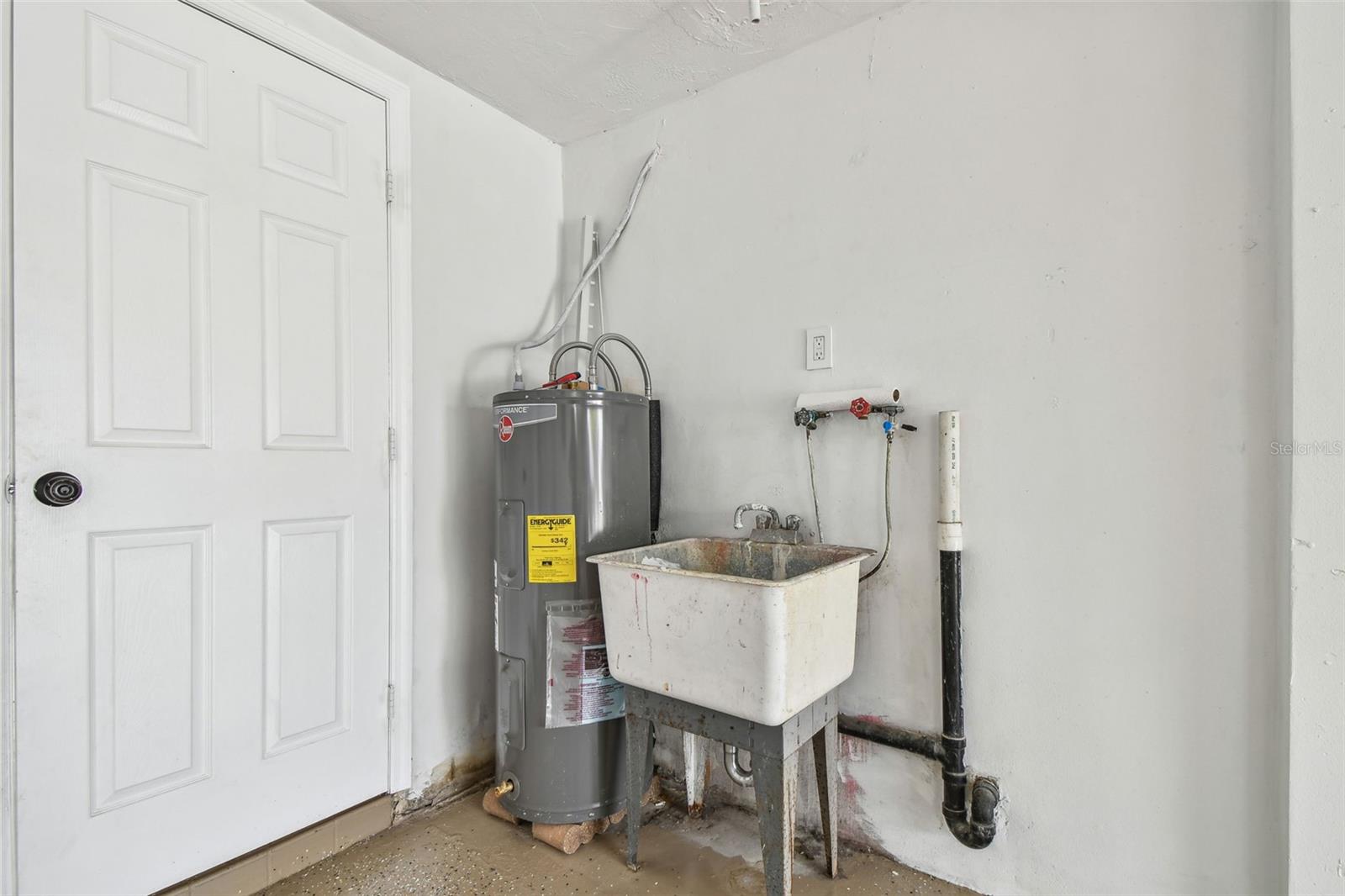 Image 41 of 68 For 5810 8th Avenue
