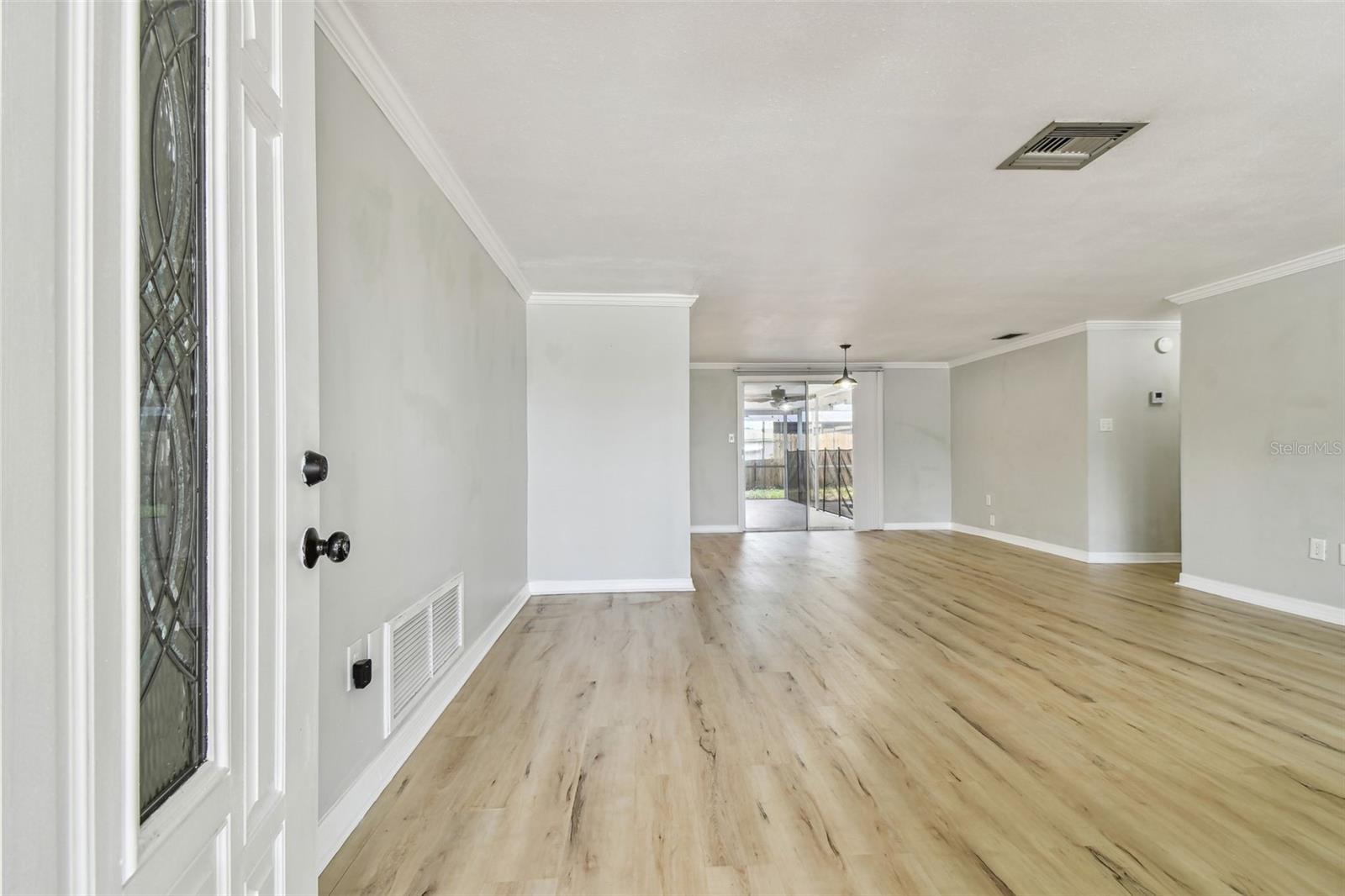 Image 5 of 68 For 5810 8th Avenue