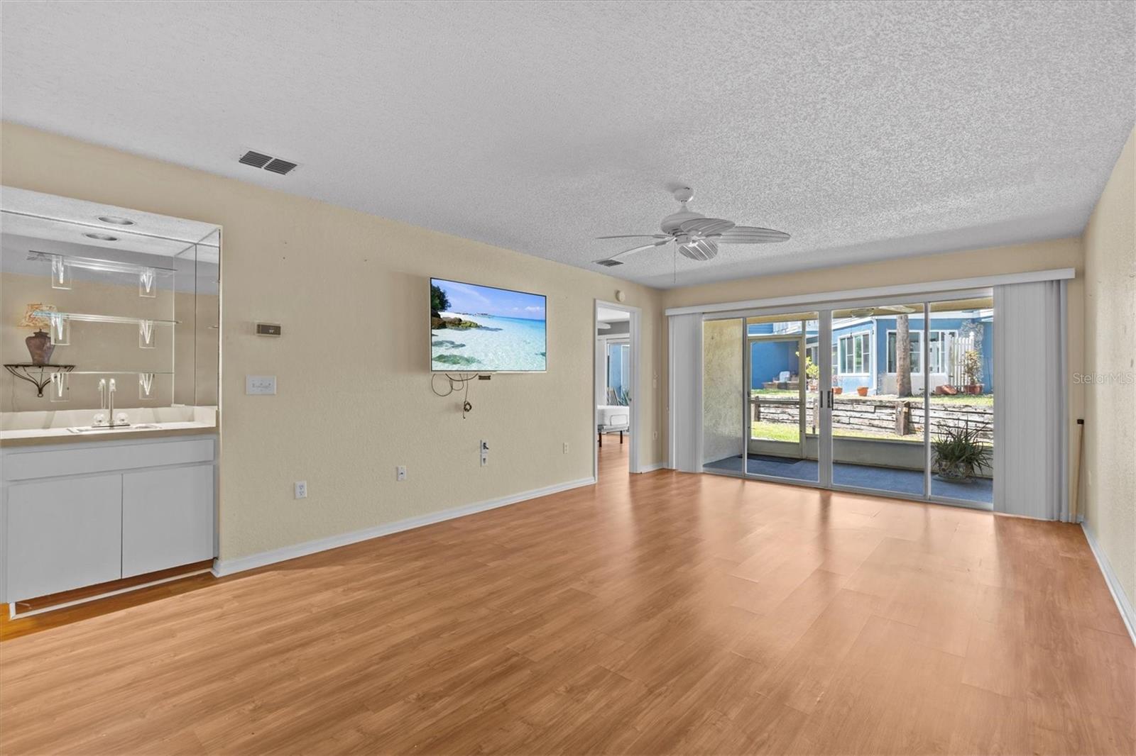 Image 10 of 32 For 2023 Golfview Drive 2023
