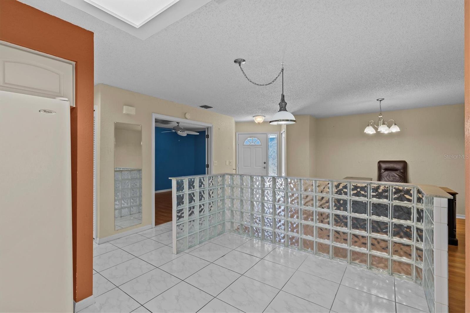 Image 7 of 32 For 2023 Golfview Drive 2023