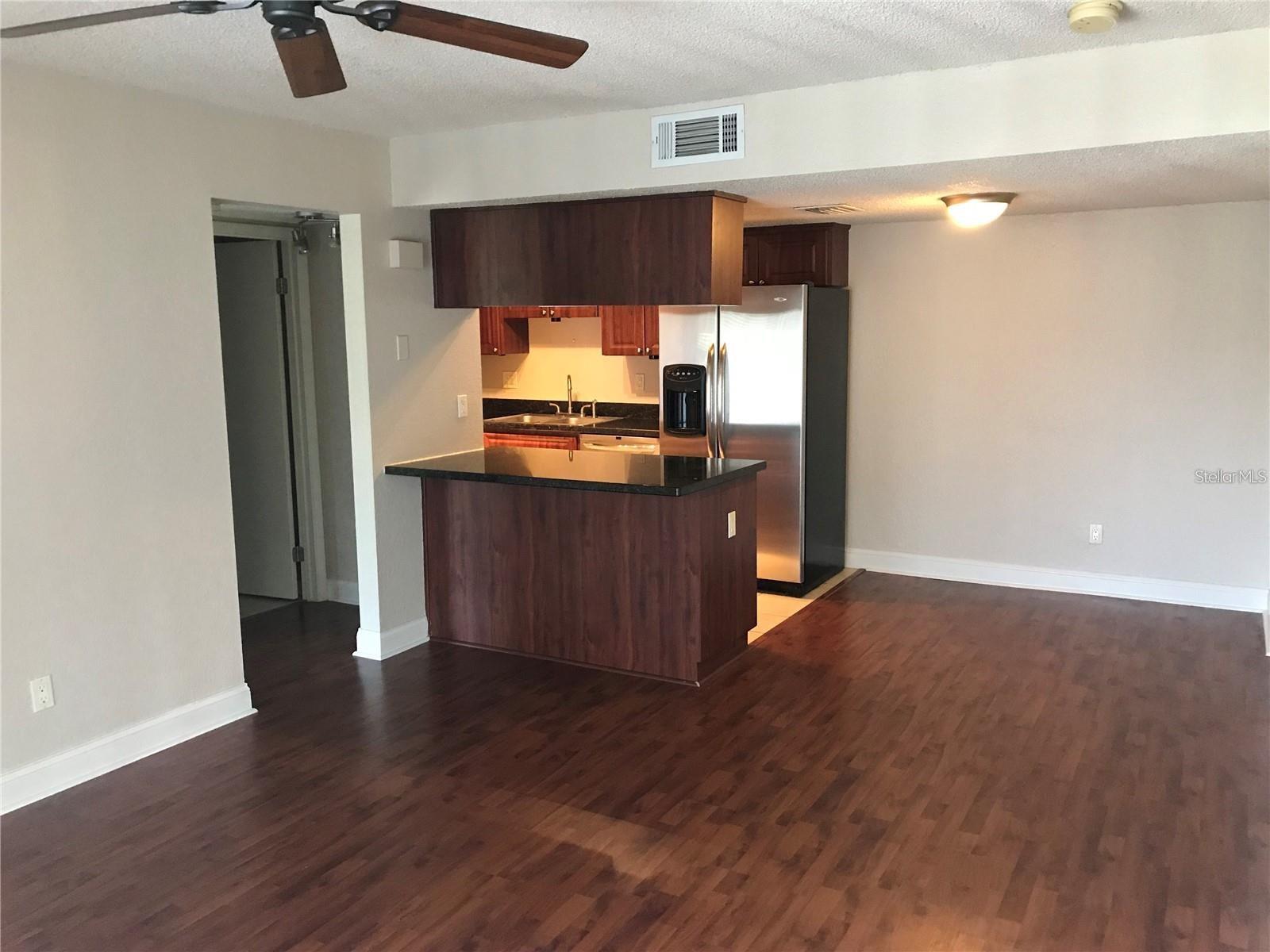 Image 3 of 13 For 3712 Wisconsin Avenue 204