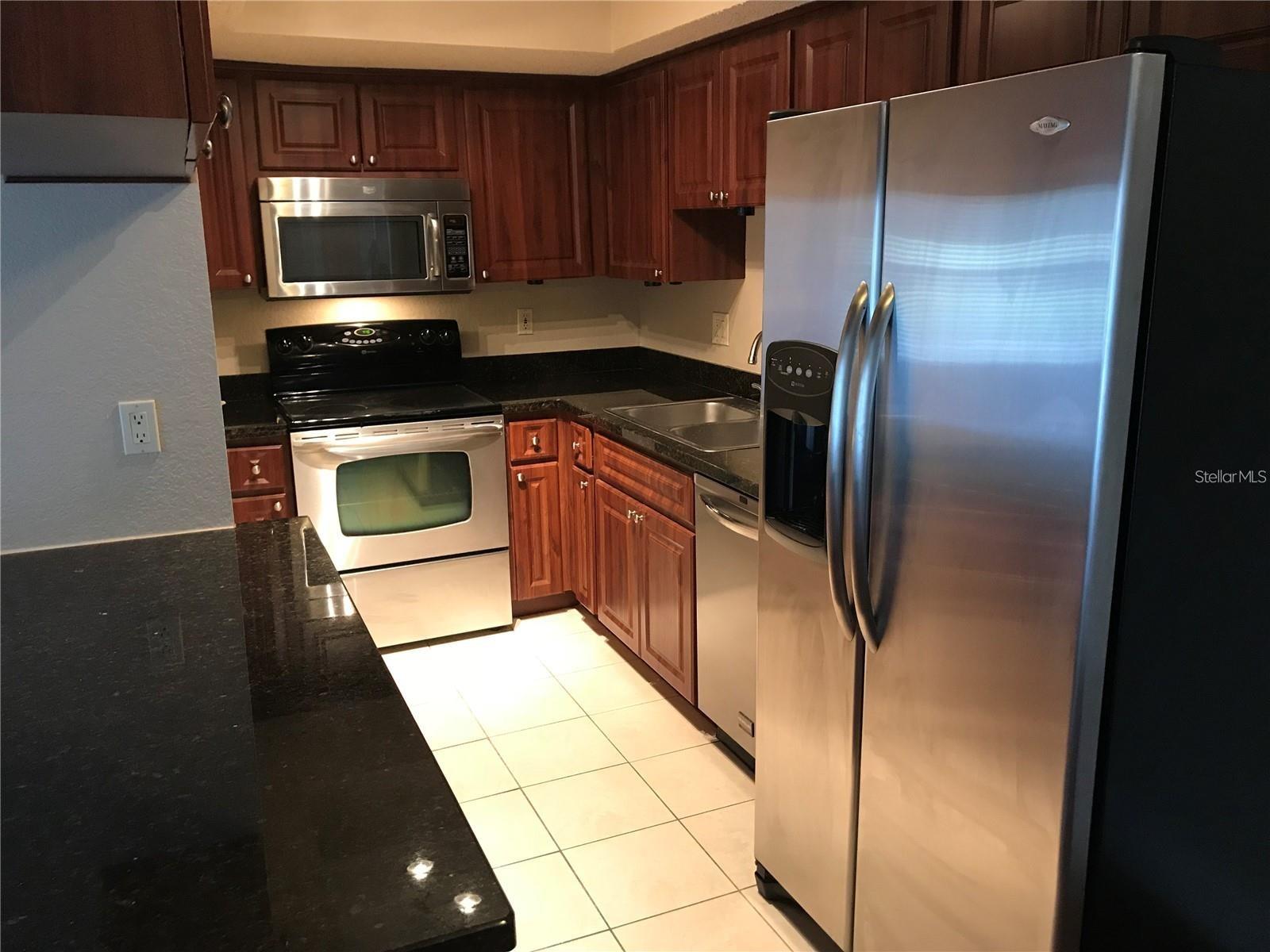 Image 4 of 13 For 3712 Wisconsin Avenue 204