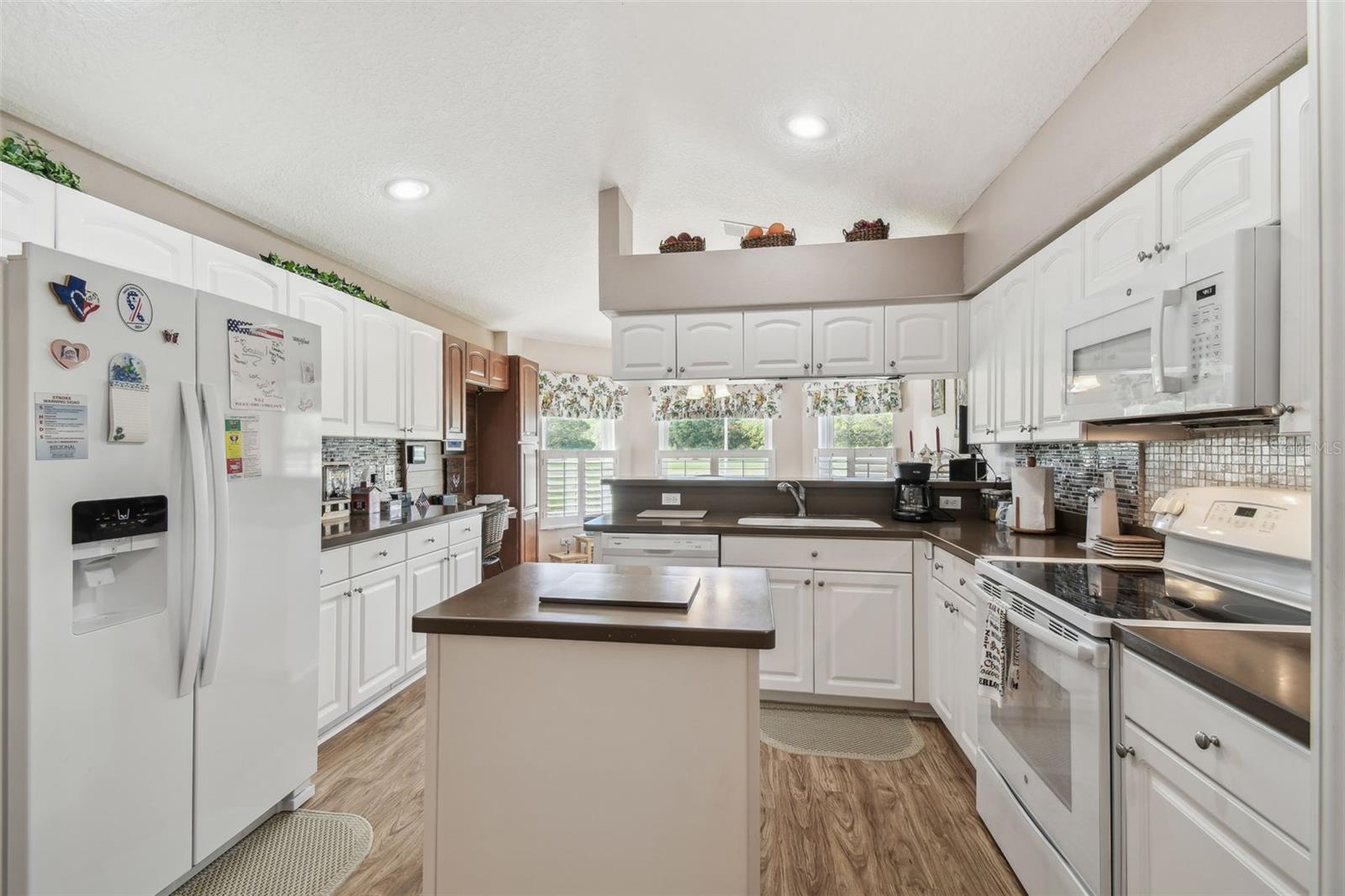 Image 12 of 44 For 17425 Eagle Trace Drive