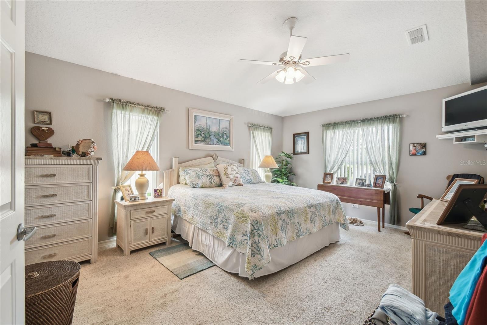 Image 17 of 44 For 17425 Eagle Trace Drive