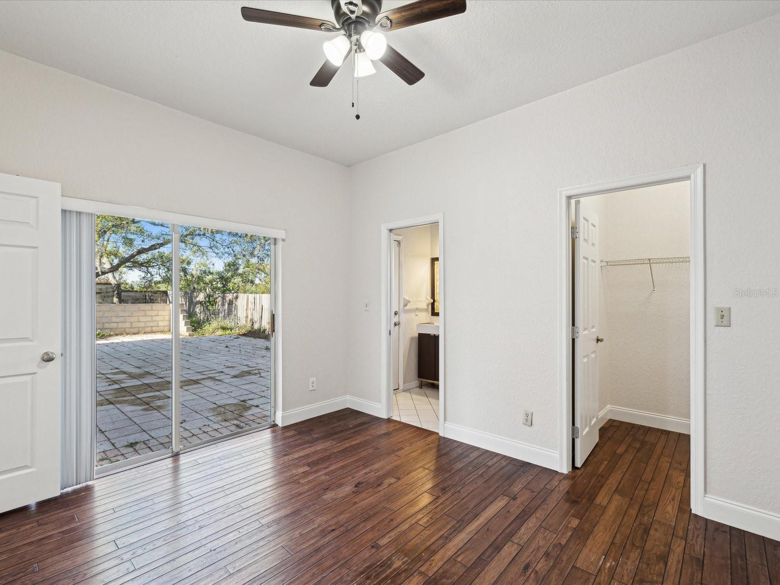 Image 17 of 44 For 2000 Brent Place