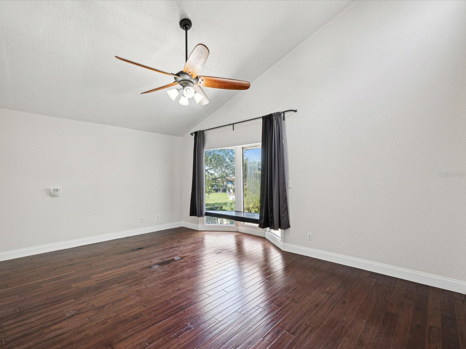 Image 18 of 44 For 2000 Brent Place