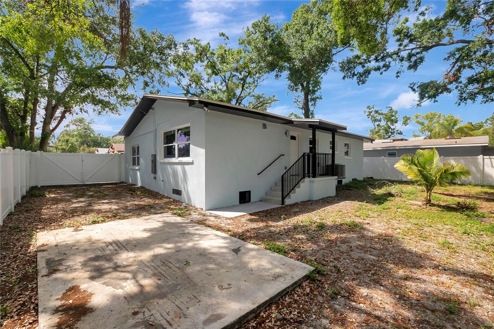 Image 22 of 24 For 6703 Boulevard