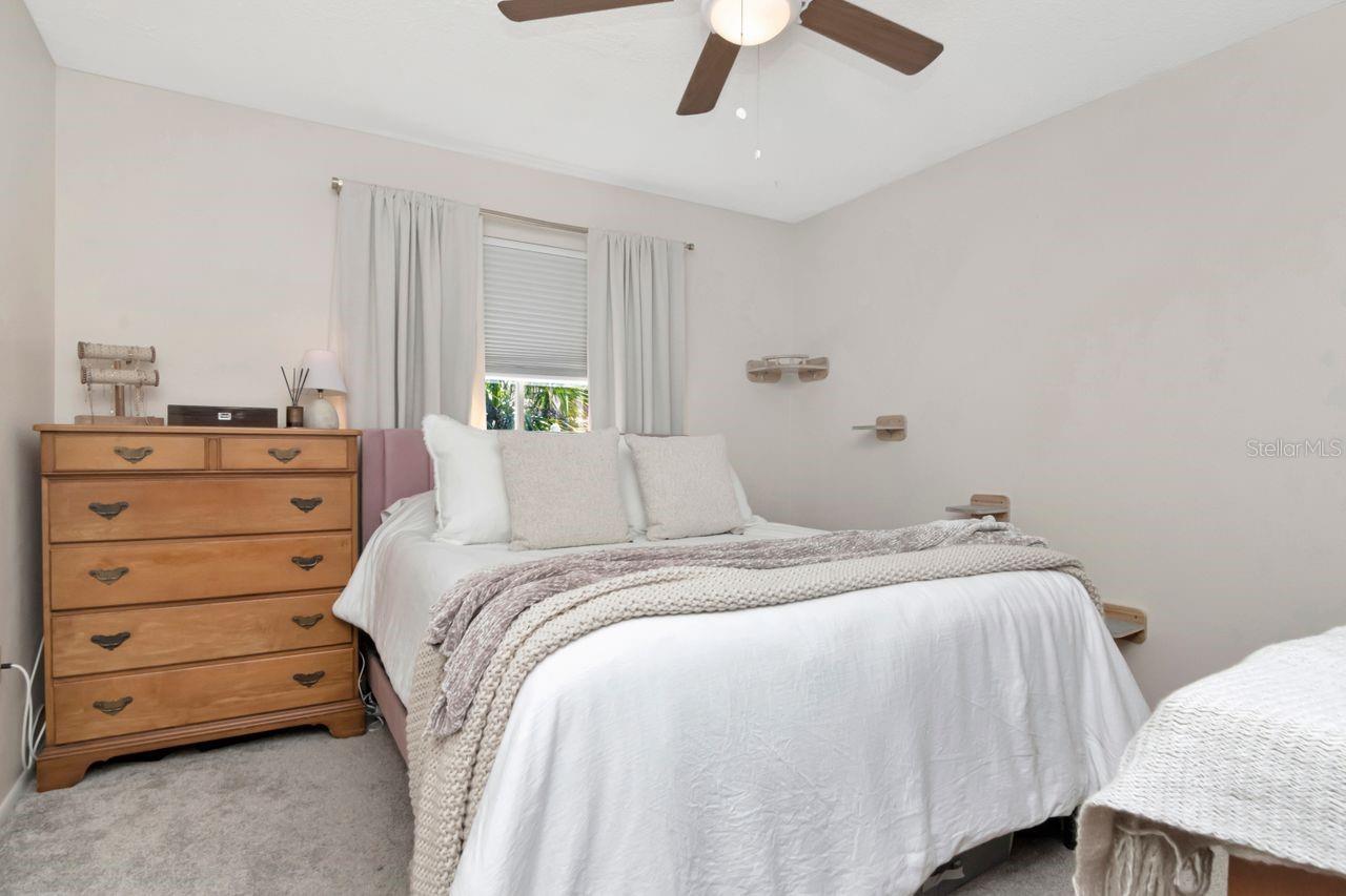 Listing photo id 13 for 9481 Highland Oak Drive 313