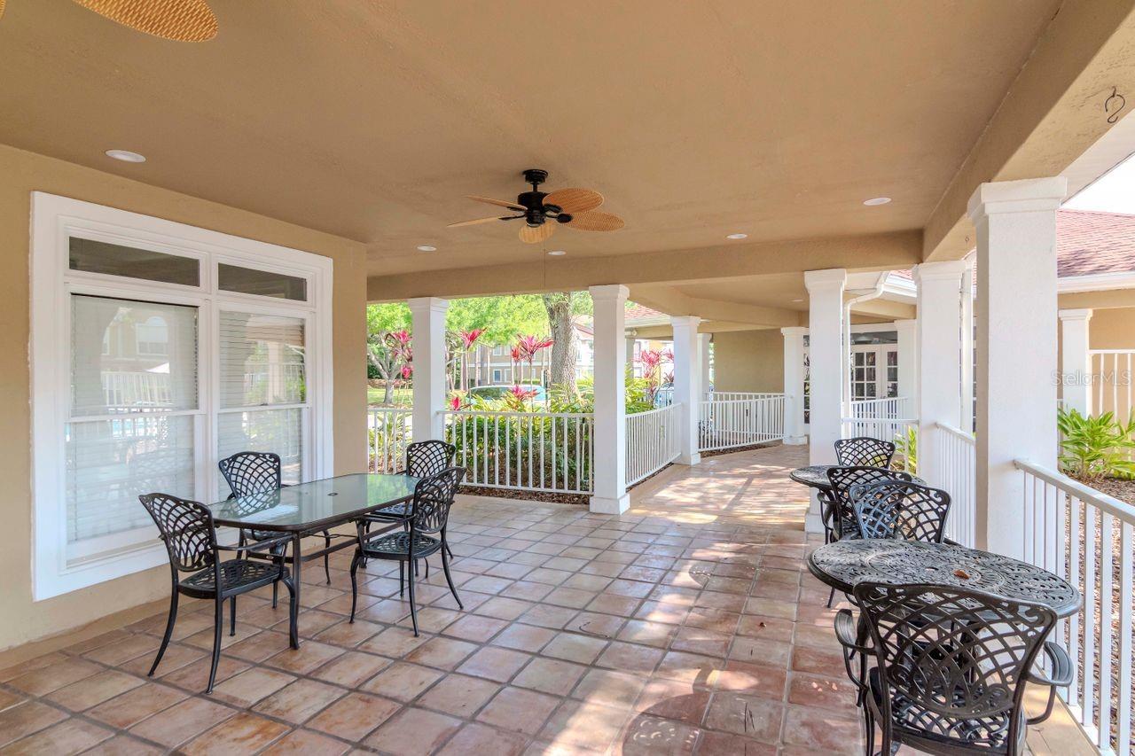 Listing photo id 31 for 9481 Highland Oak Drive 313