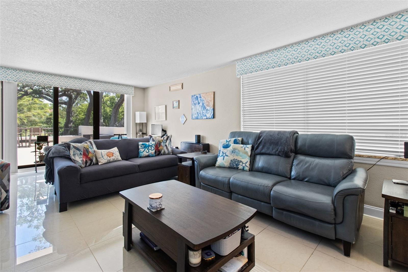 Image 5 of 24 For 220 Belleview Boulevard 104