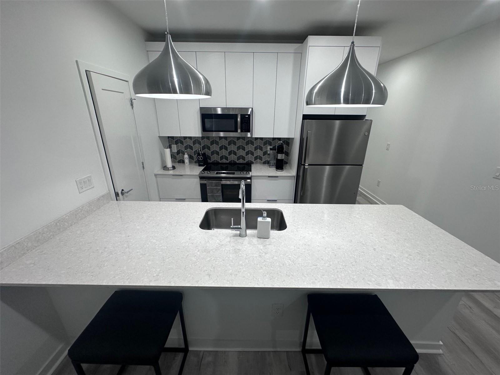 Image 4 of 28 For 2108 22nd Avenue 1