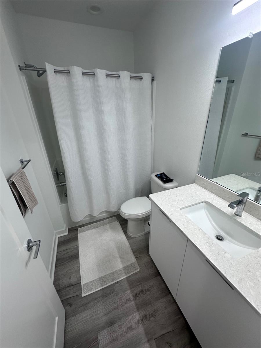 Image 7 of 28 For 2108 22nd Avenue 1