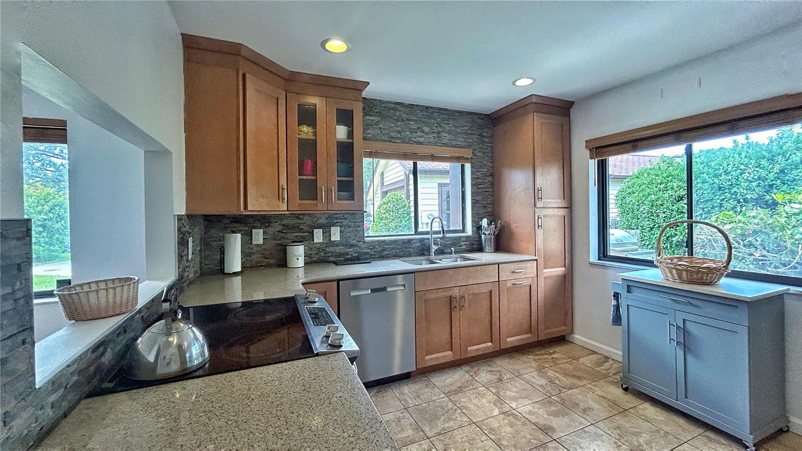 Image 13 of 30 For 2459 Bay Berry Drive