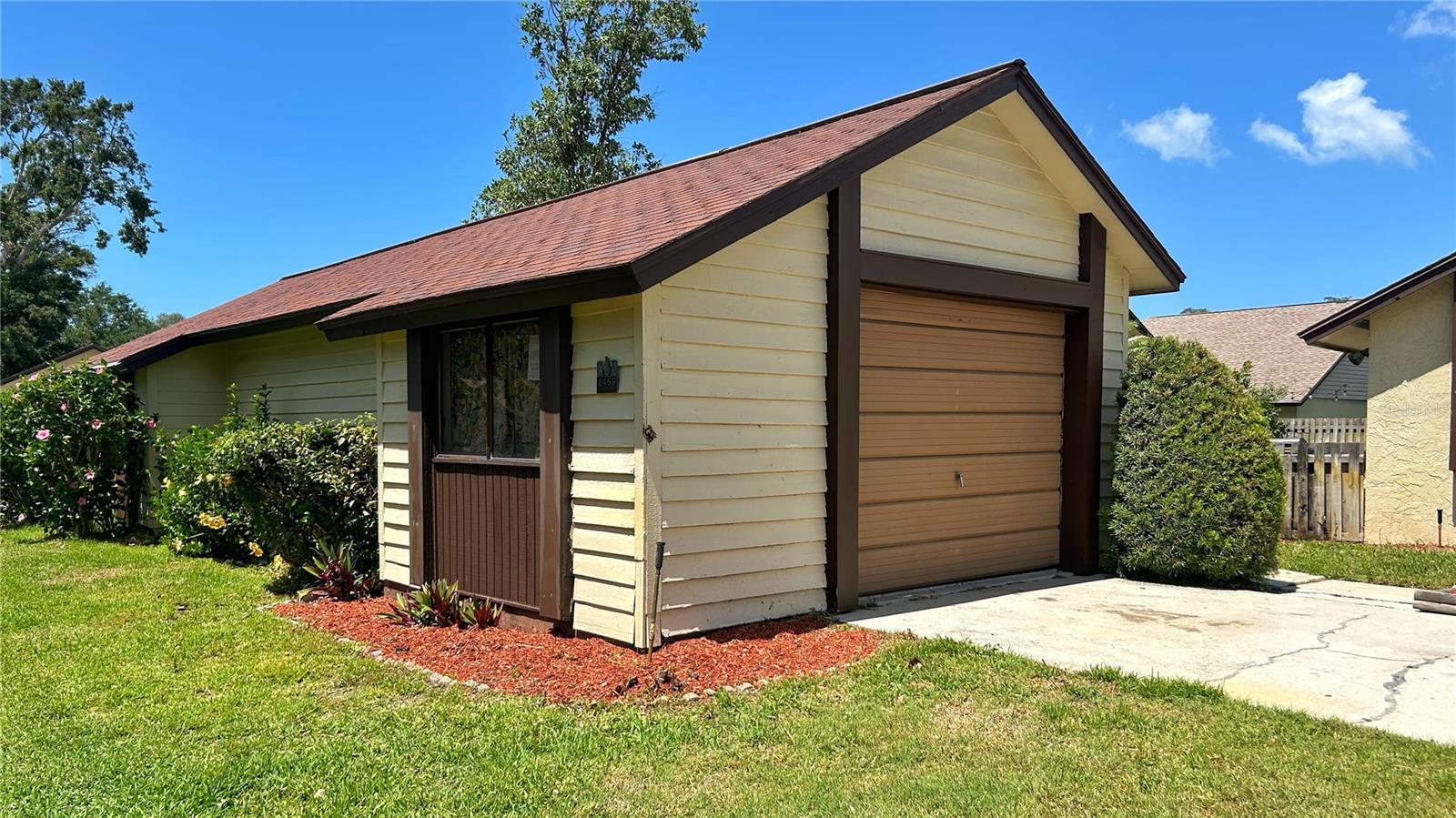 Image 4 of 30 For 2459 Bay Berry Drive
