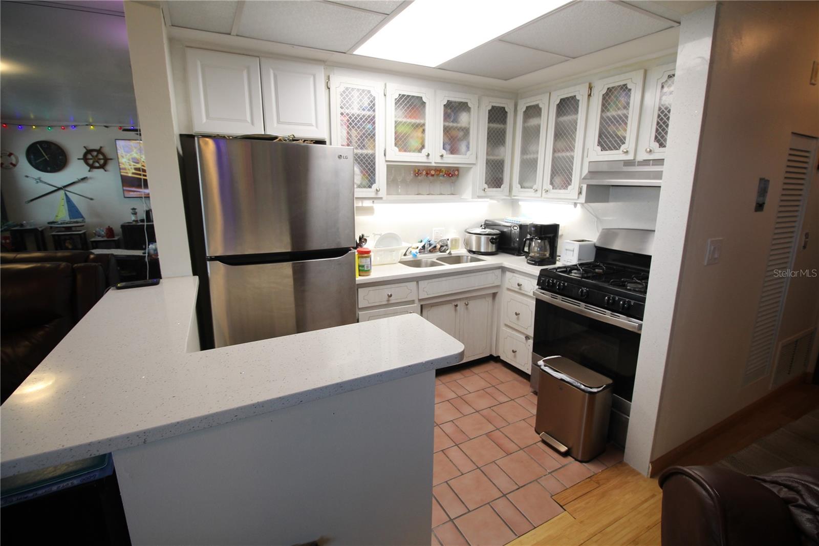 Image 6 of 21 For 6000 20th Street N 138