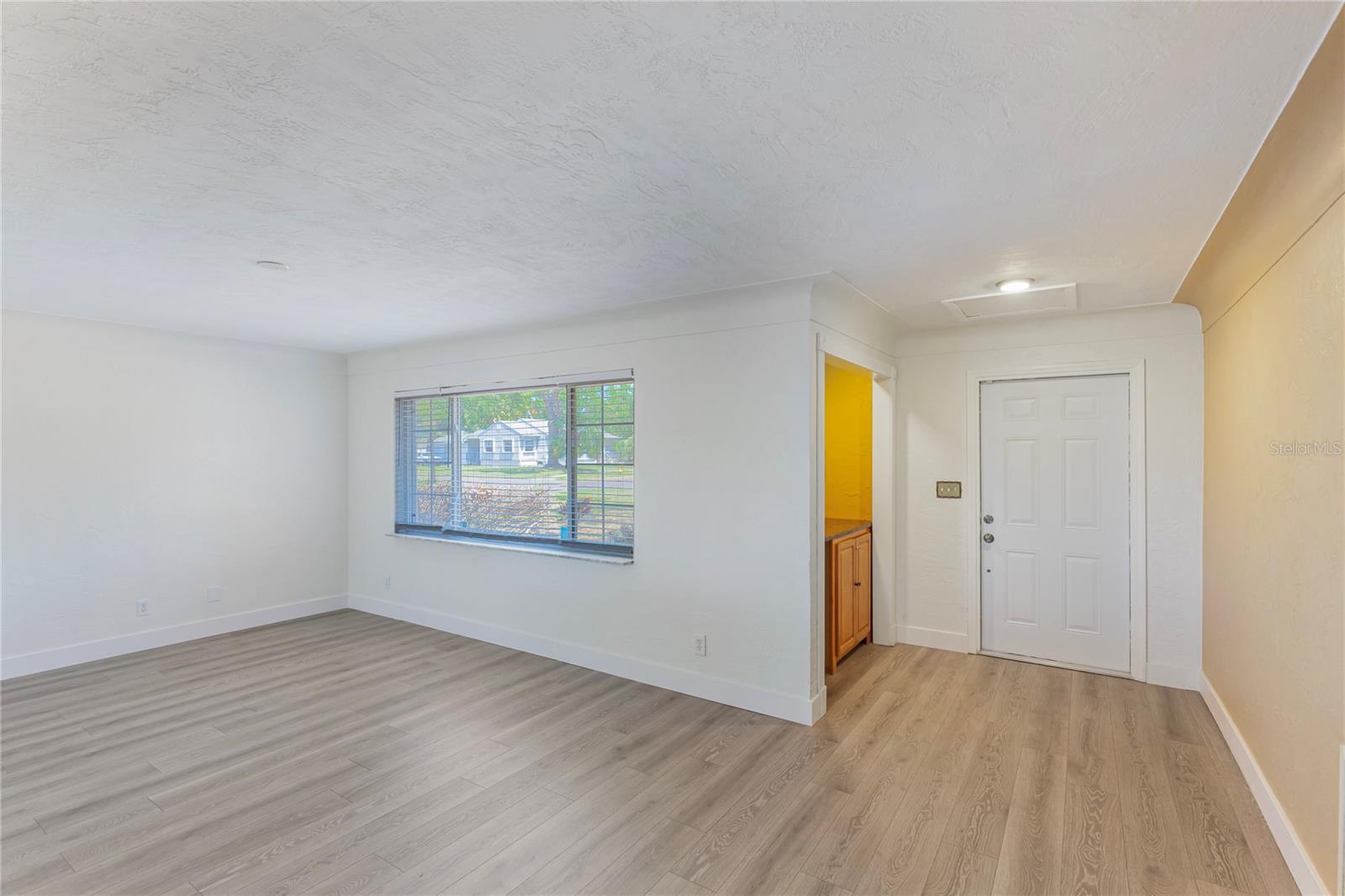 Image 10 of 53 For 226 75th Street N