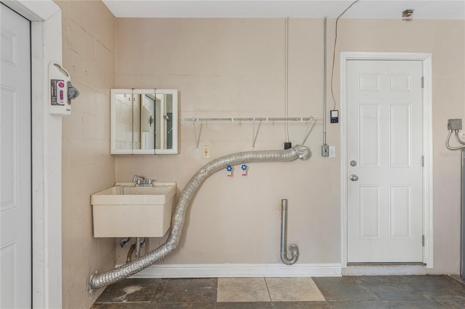 Image 21 of 53 For 226 75th Street N