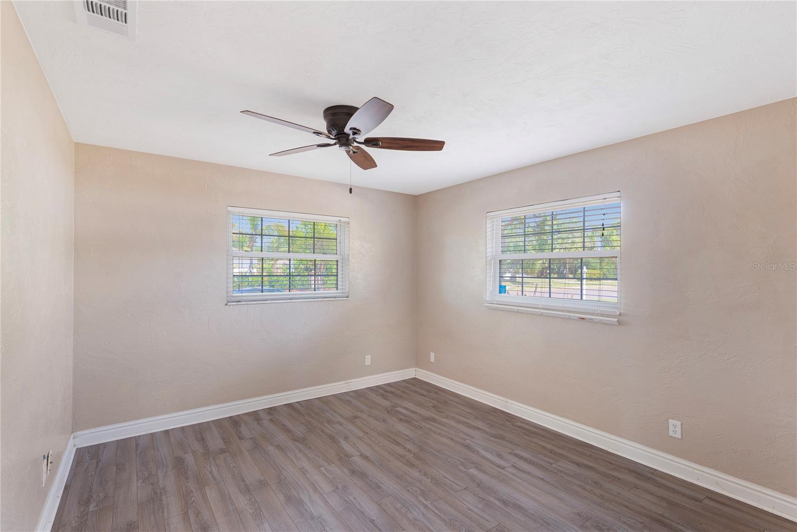 Image 26 of 53 For 226 75th Street N