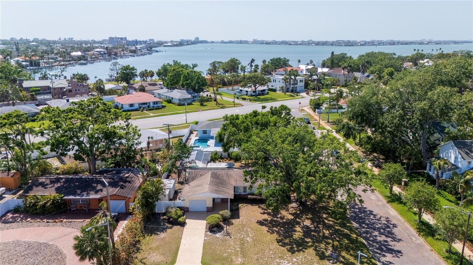 Image 4 of 53 For 226 75th Street N