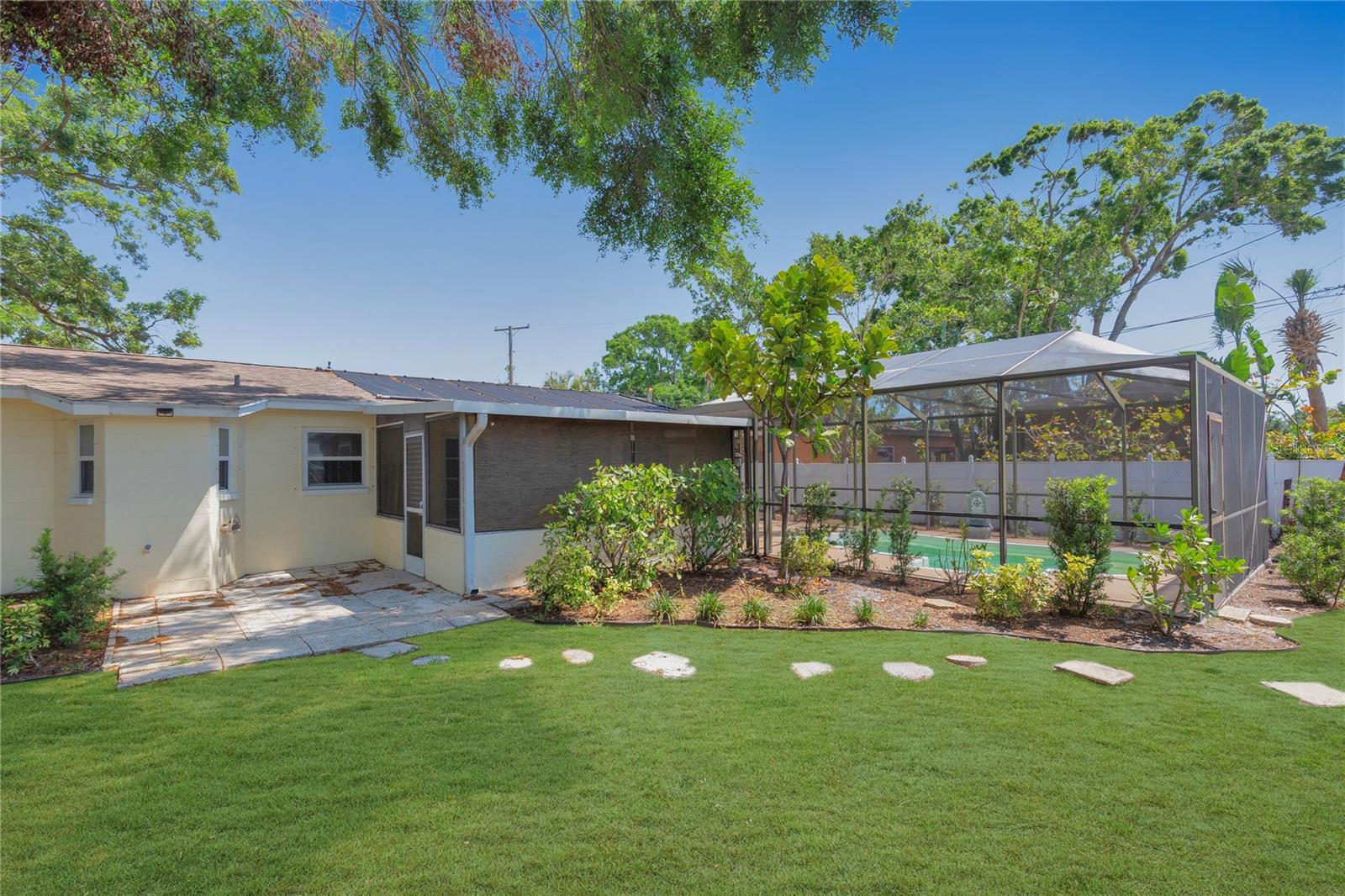 Image 42 of 53 For 226 75th Street N