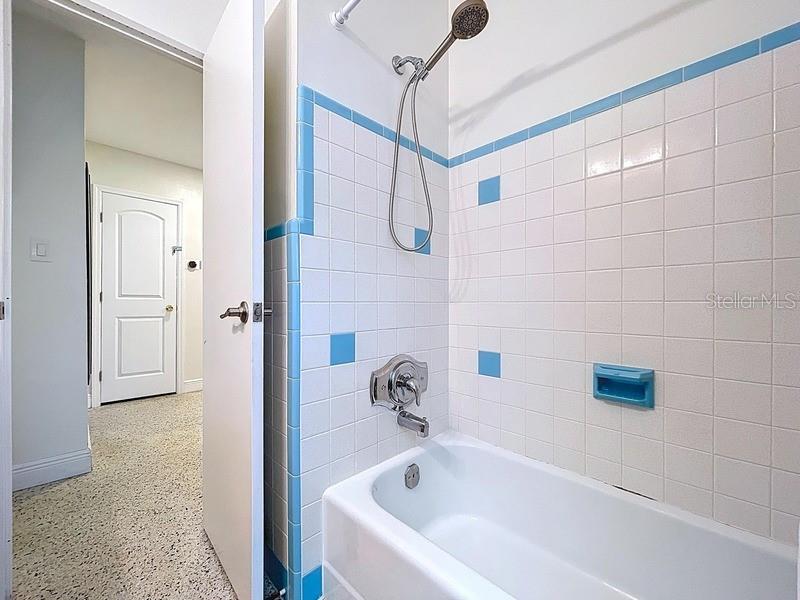 Image 13 of 24 For 9948 51st Avenue N