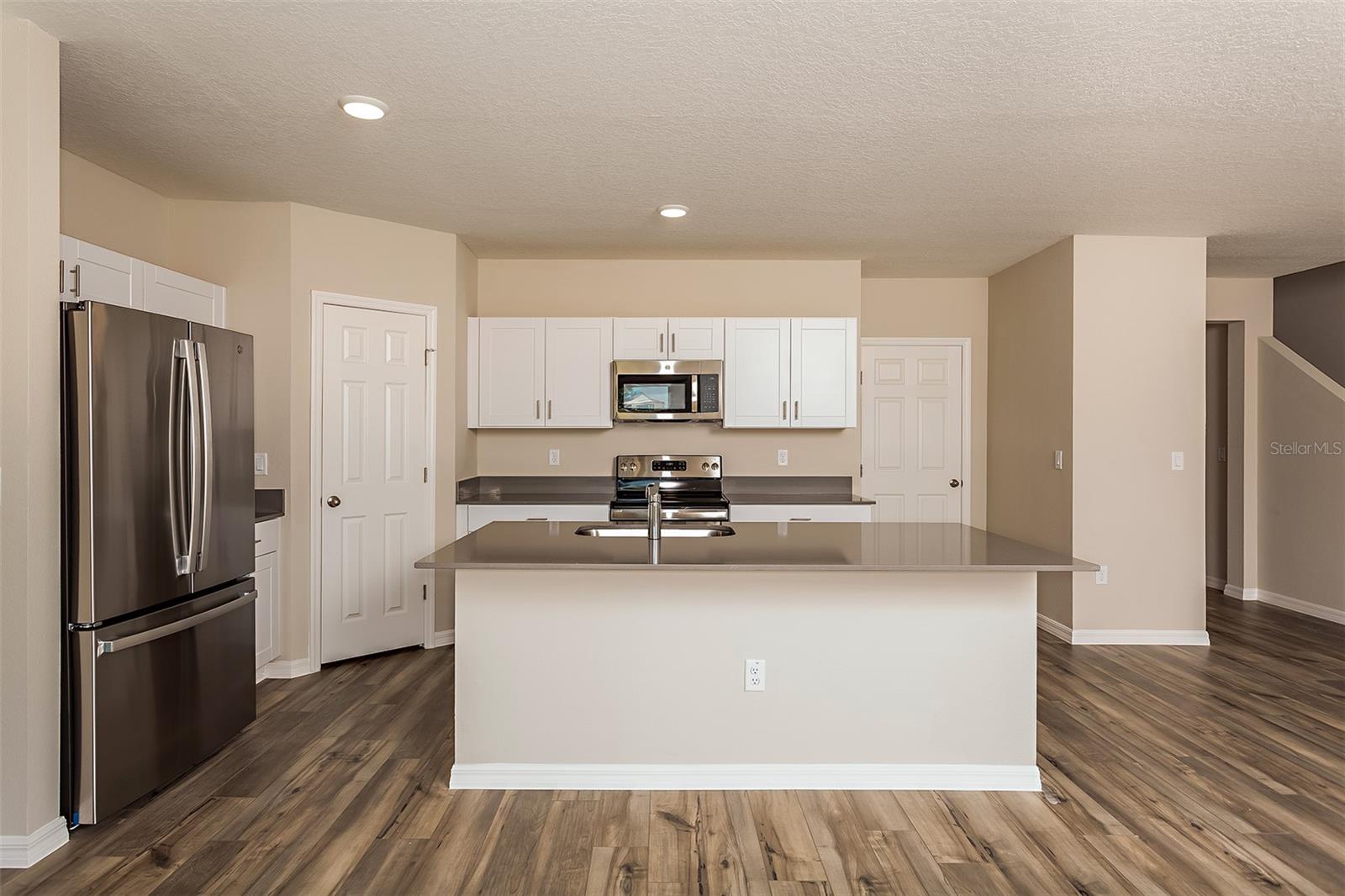 Image 3 of 15 For 37222 Sagemoor Drive