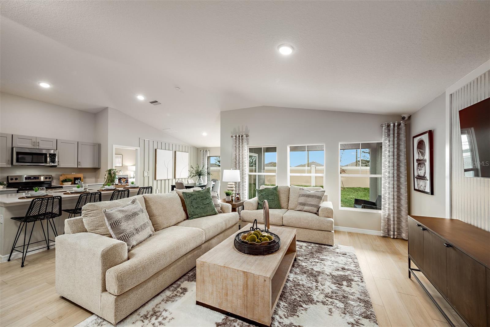 Image 7 of 17 For 37049 Sagemoor Drive