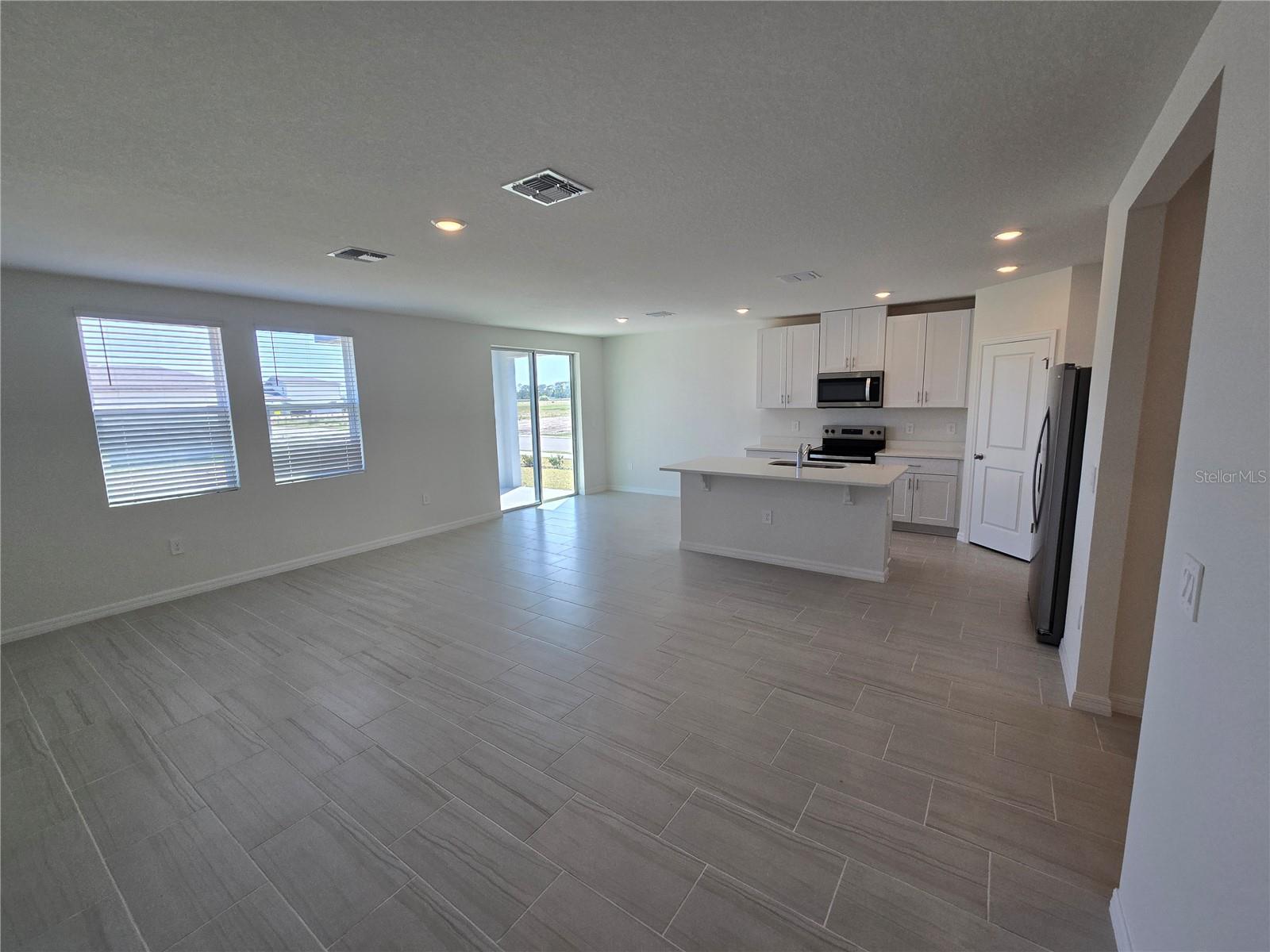 Image 10 of 25 For 209 Lazy Shore Drive