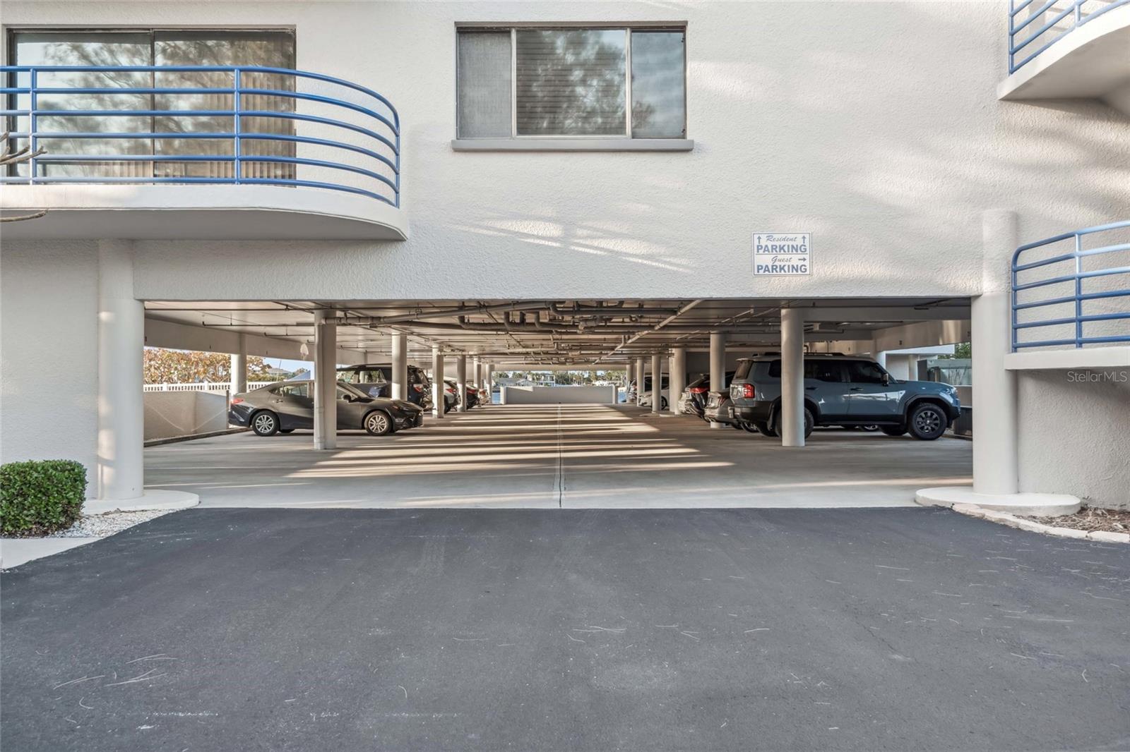 Image 10 of 67 For 4823 Ebbtide Lane 304
