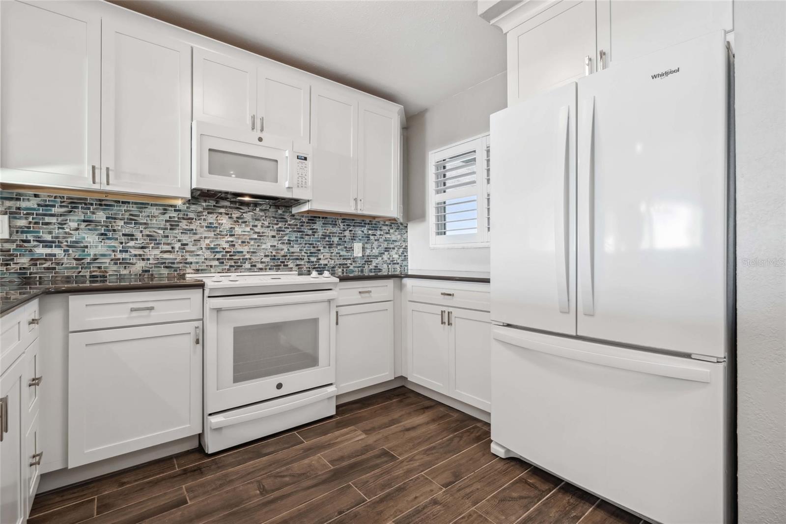 Image 17 of 67 For 4823 Ebbtide Lane 304
