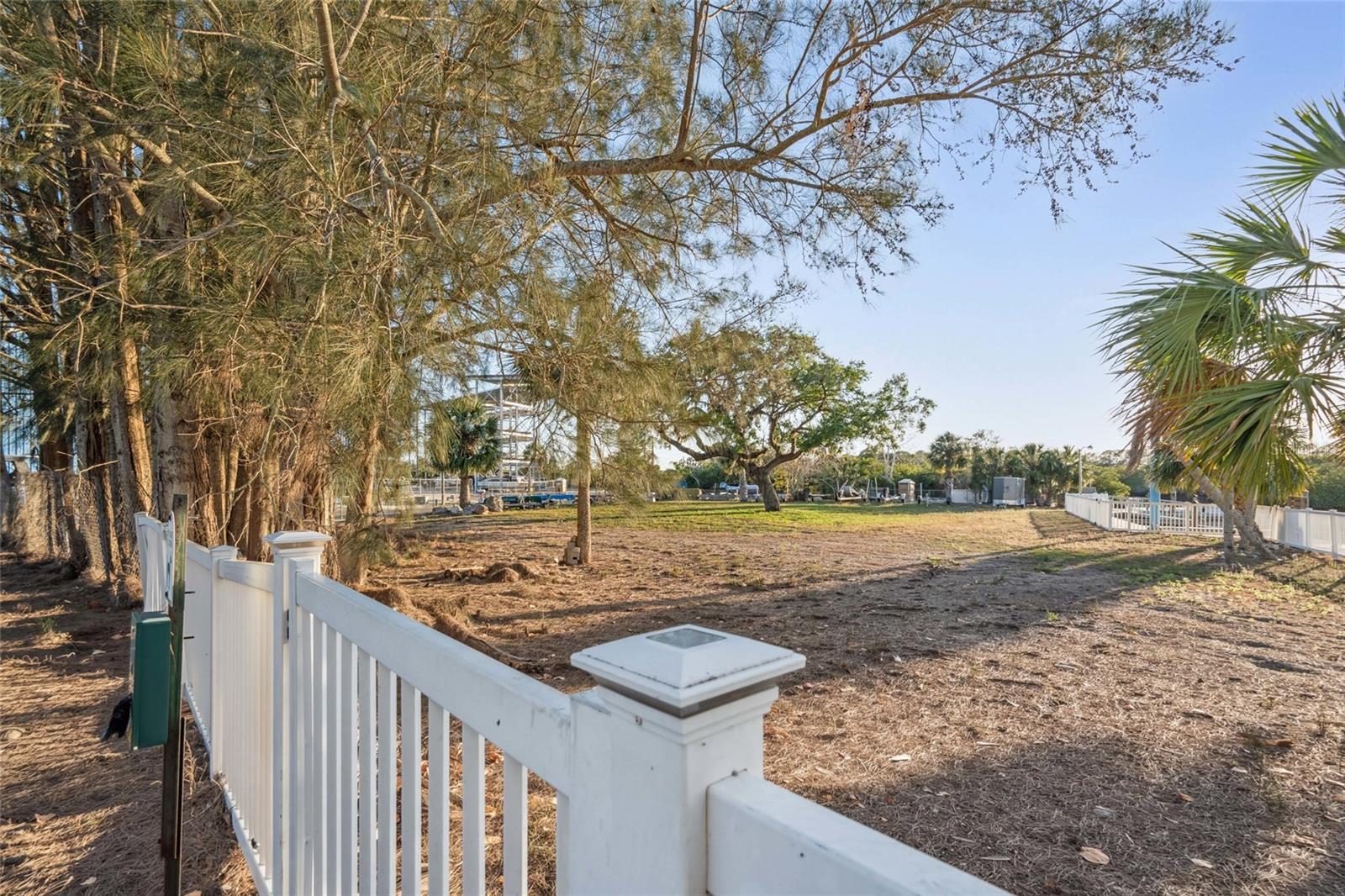 Image 9 of 67 For 4823 Ebbtide Lane 304