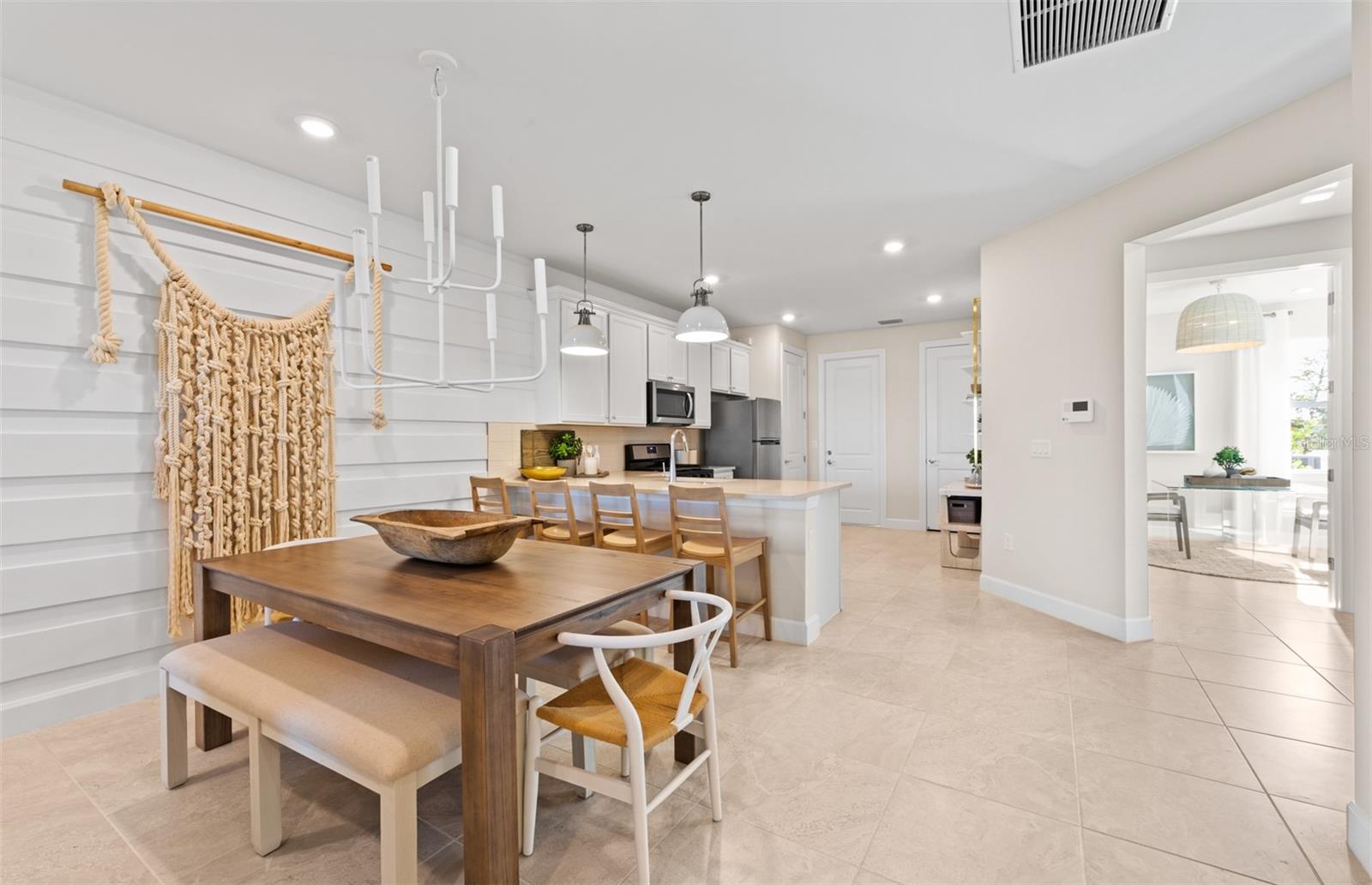 Image 13 of 39 For 27153 Capri Shores Circle