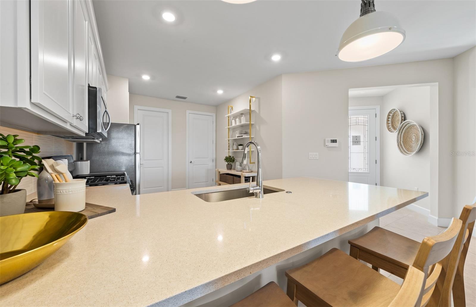 Image 8 of 39 For 27153 Capri Shores Circle