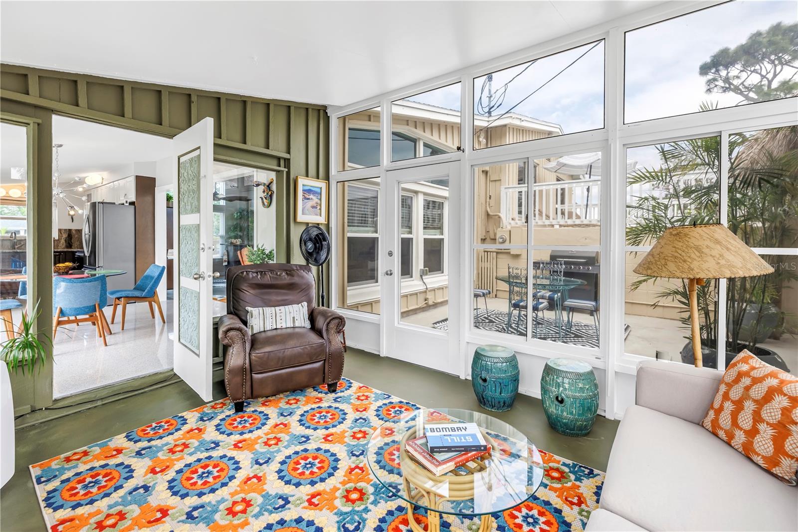 Listing photo id 20 for 6630 Gulfport Boulevard S