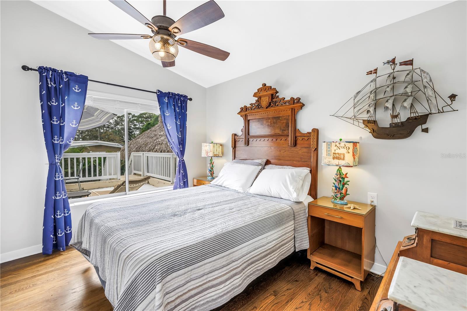 Listing photo id 23 for 6630 Gulfport Boulevard S